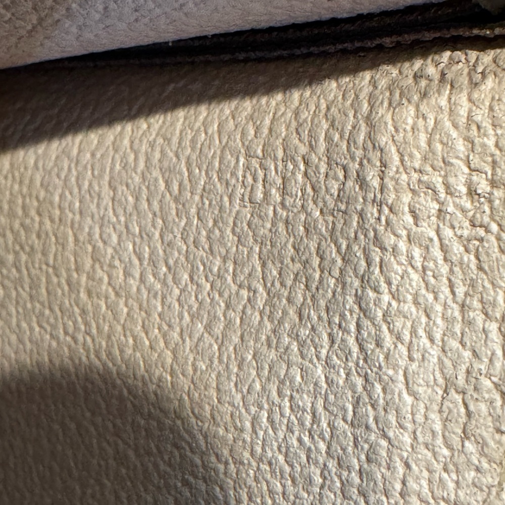 Authentic Louis Vuitton Toilettery pouch - Picture 16 of 16